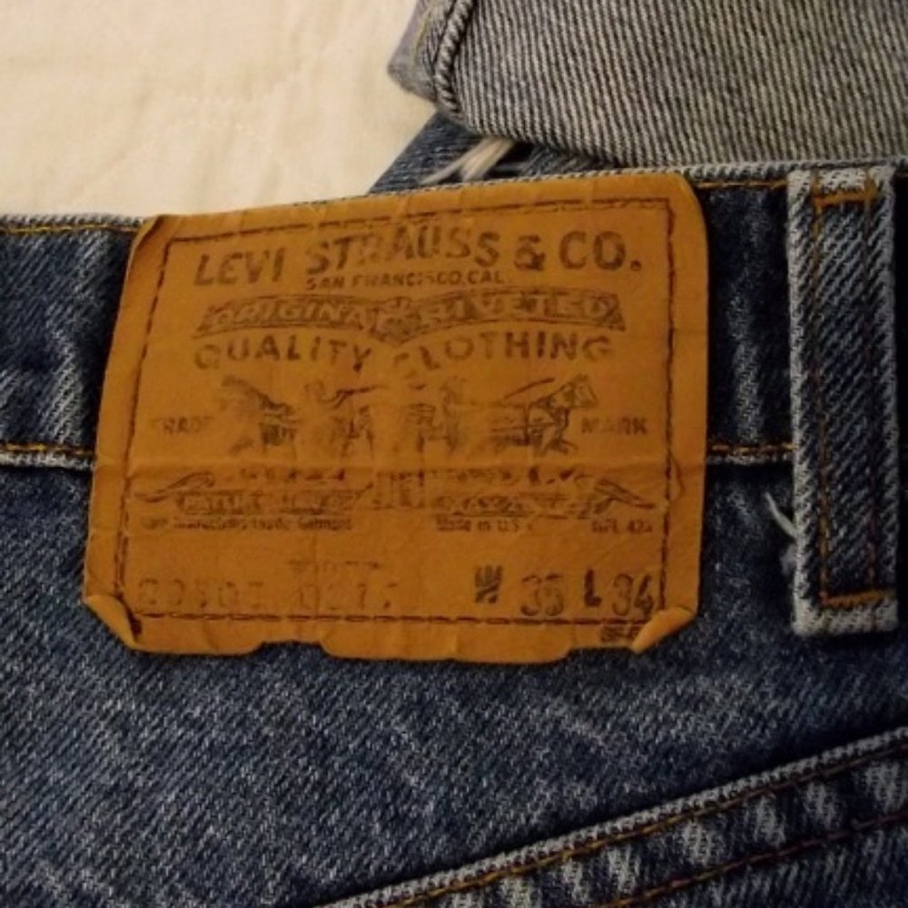 LEVIS Straight Leg Mens Jeans Shorts - Picture 6 of 8